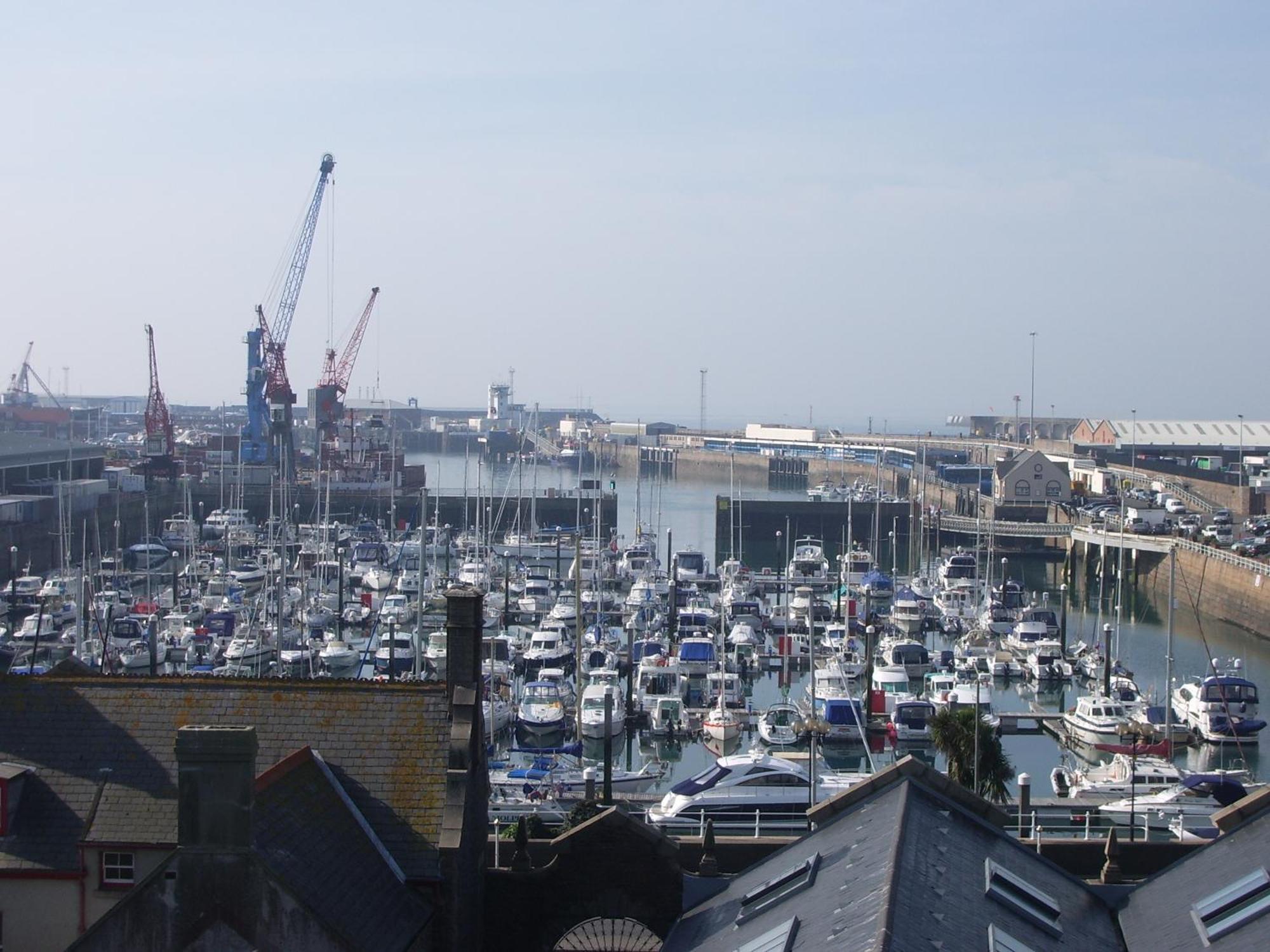Liberty Wharf Apartments Saint Helier Luaran gambar